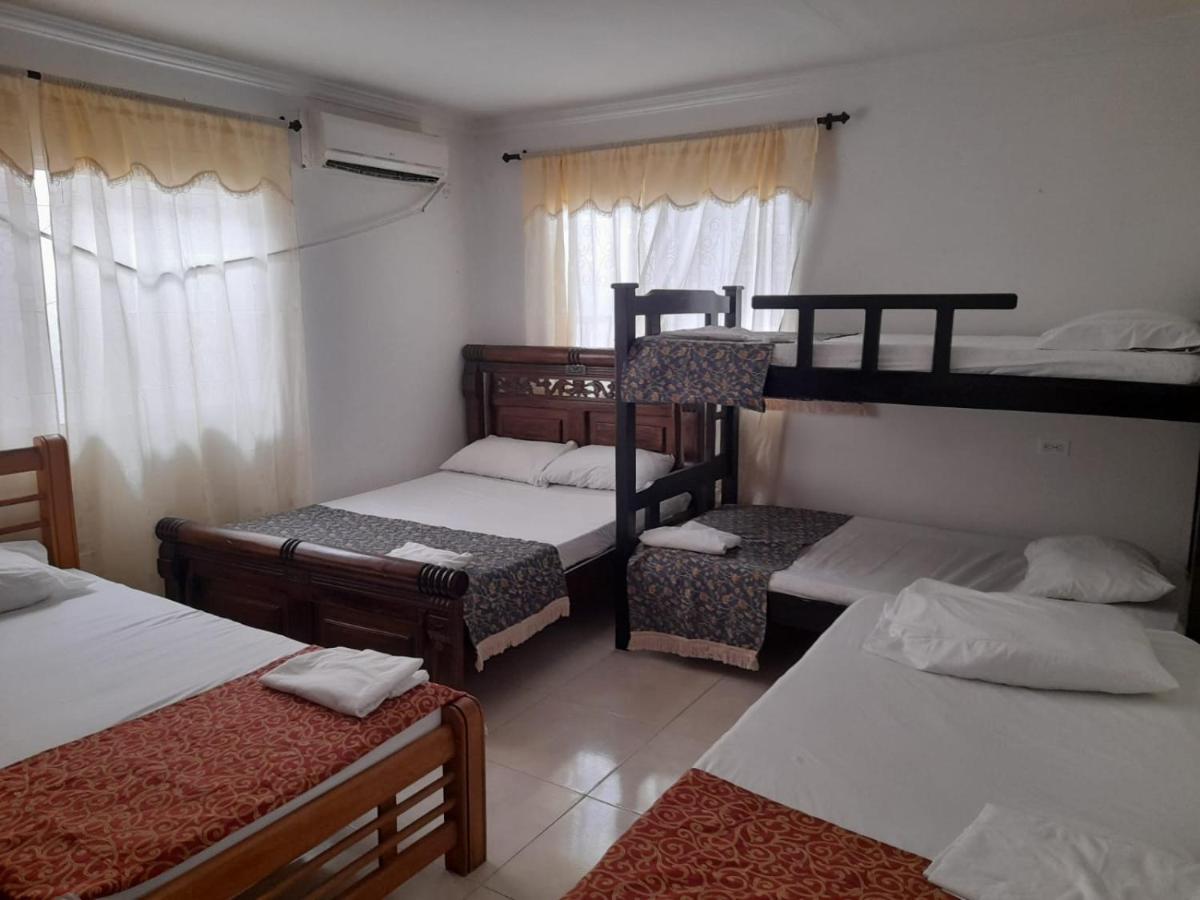 Bed and Breakfast Wayuuco Backpackers Риоача Экстерьер фото